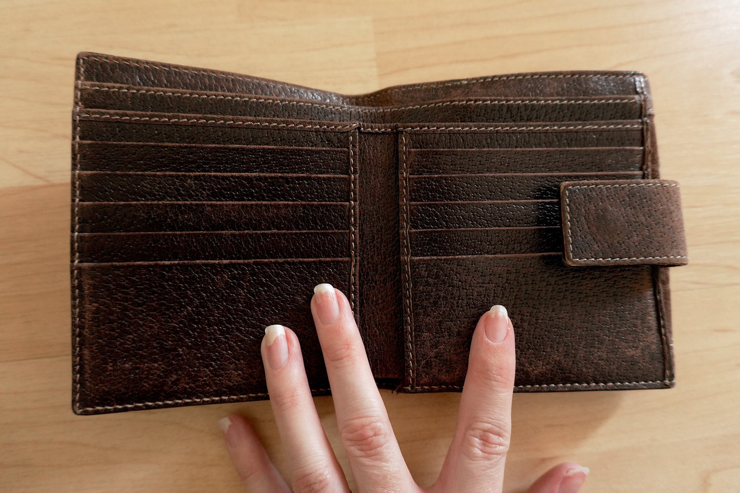 Gucci Vintage Wallet Brown Suede Leather GG Monogram Studded Bifold Unisex