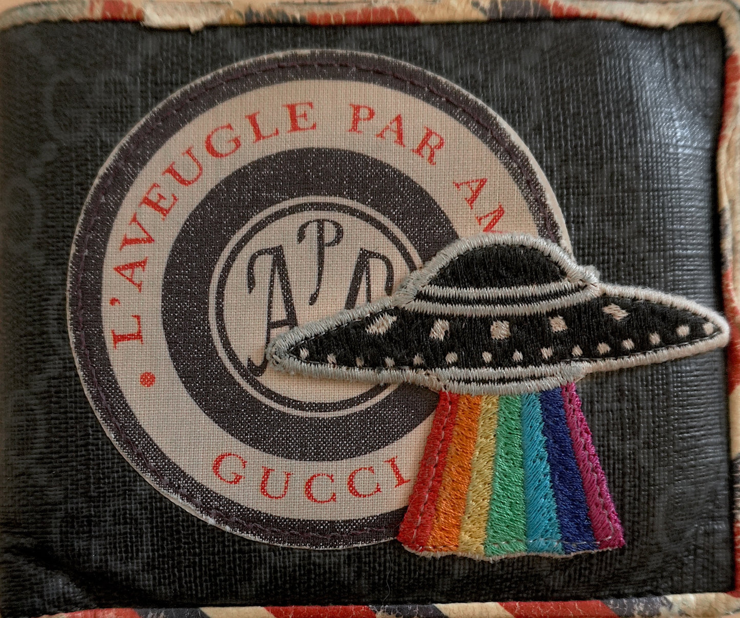 Gucci Vintage Wallet Black Leather Bifold UFO Patch Men's Coin Pouch Card Slots