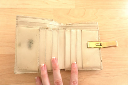 Gucci Vintage Cream Leather Bifold Wallet Gold Logo Clasp Coin Purse Women’s