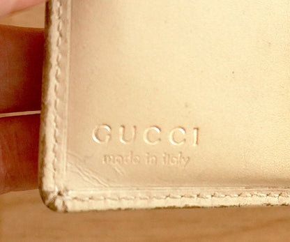Gucci Vintage Cream Leather Bifold Wallet Gold Logo Clasp Coin Purse Women’s