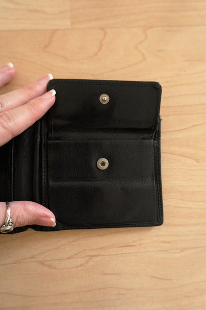 Gucci Vintage Wallet Black Leather Bifold Men's Card Slots Coin Compartment