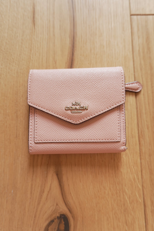 Coach Purse Vintage Light Pink Leather Envelope Square Wallet Stud Women's