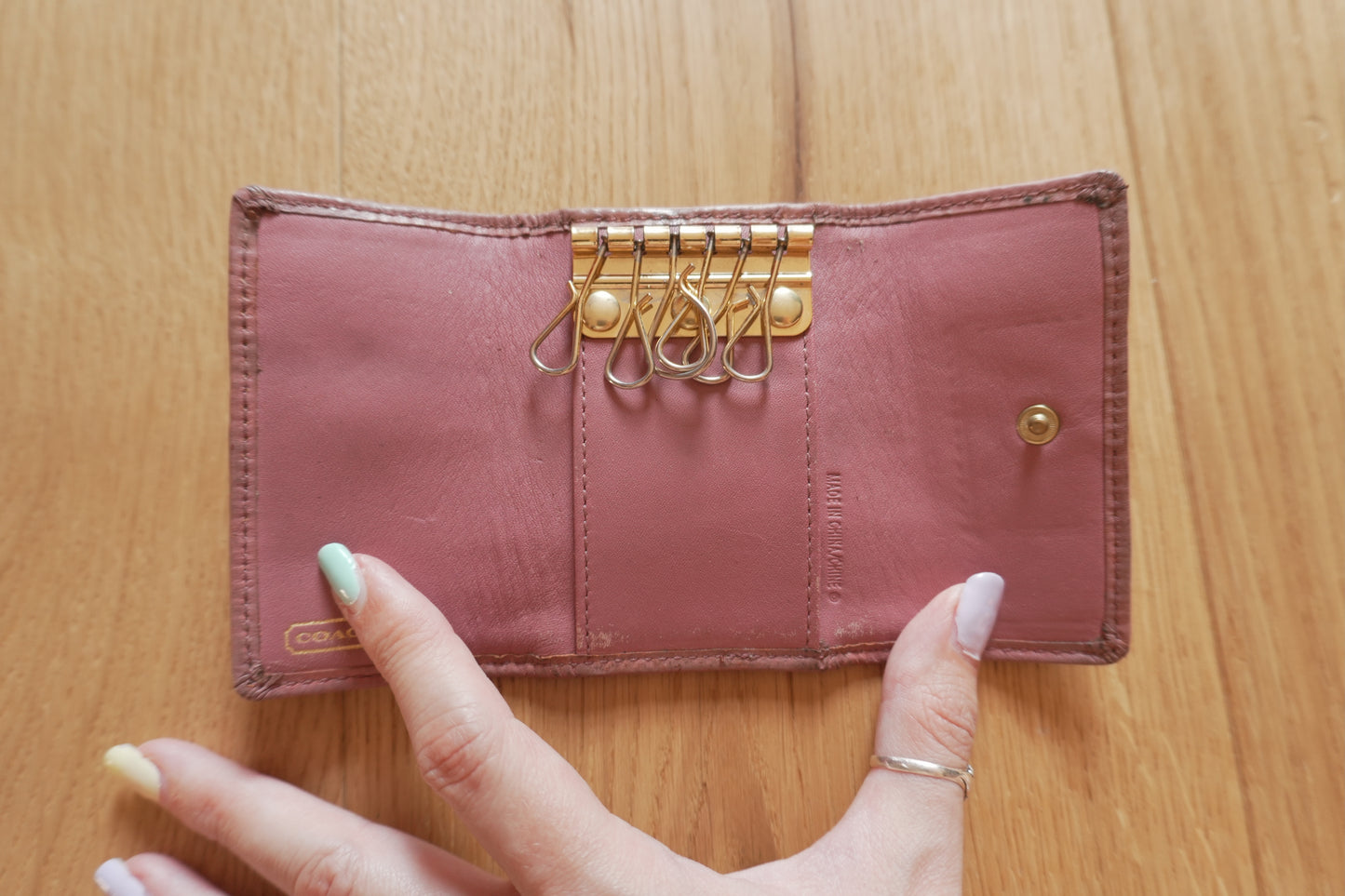 Coach Key Holder Vintage Beige Canvas Pink Leather Key Case Gold Hardware Women