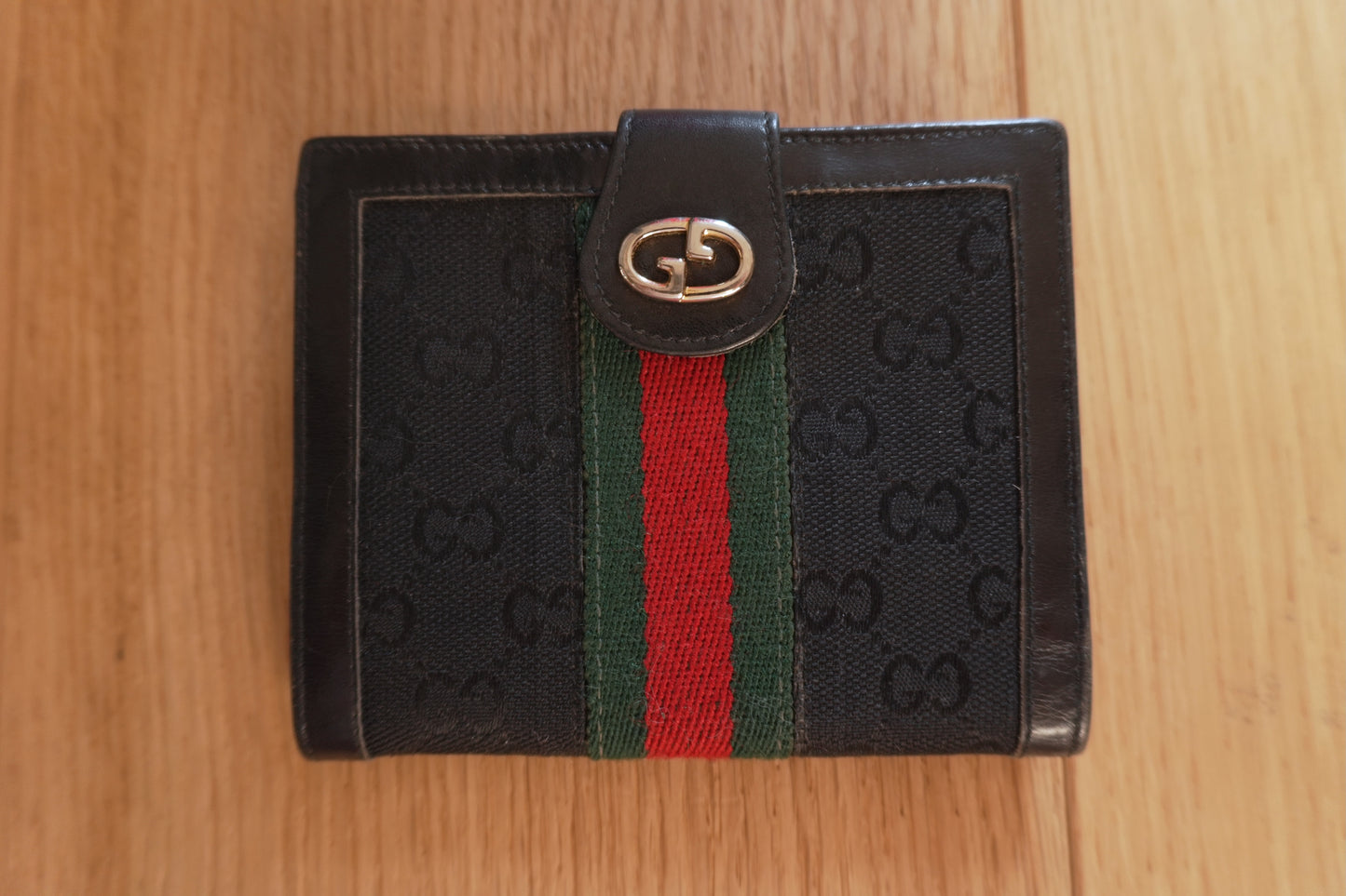 Vintage Gucci GG Canvas Wallet Black Leather Web Stripe Silver Logo Monogram