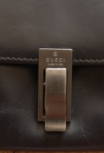 Gucci Vintage Wallet Black Leather Silver Clasp Bifold Stud Fastening Men's